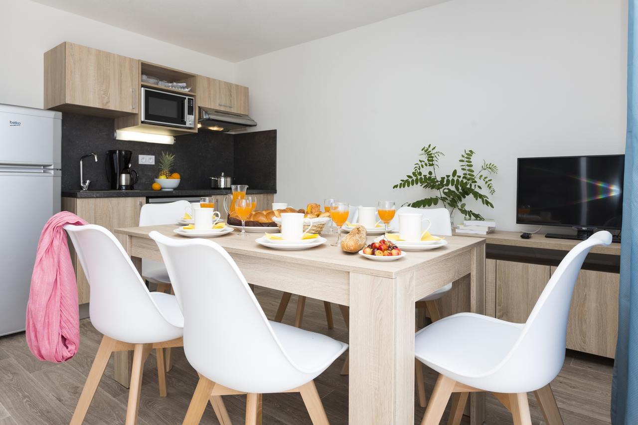Residence Prestige Odalys Le Domaine Des Pins Нуармутье Экстерьер фото